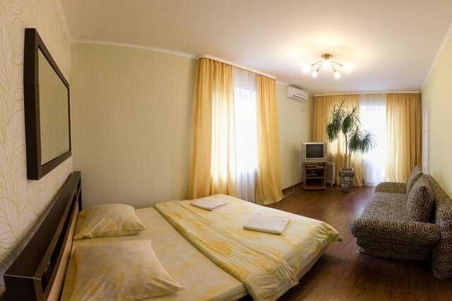 Апартаменты Kyiv apartment on Derevlyanskaya street close to the downtown Киев-17