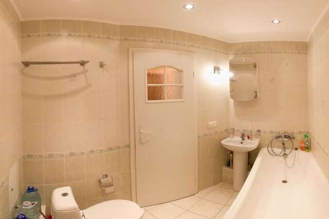 Апартаменты Kyiv apartment on Derevlyanskaya street close to the downtown Киев-8